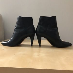 Nine West ankle boots 6.5